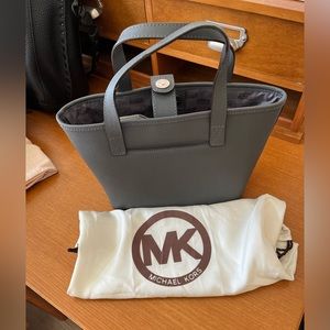 Michael Kors tote